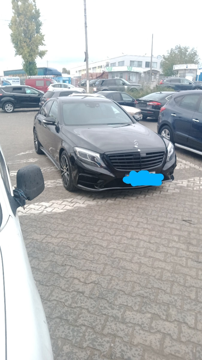 Mercedes S-Class foto 1