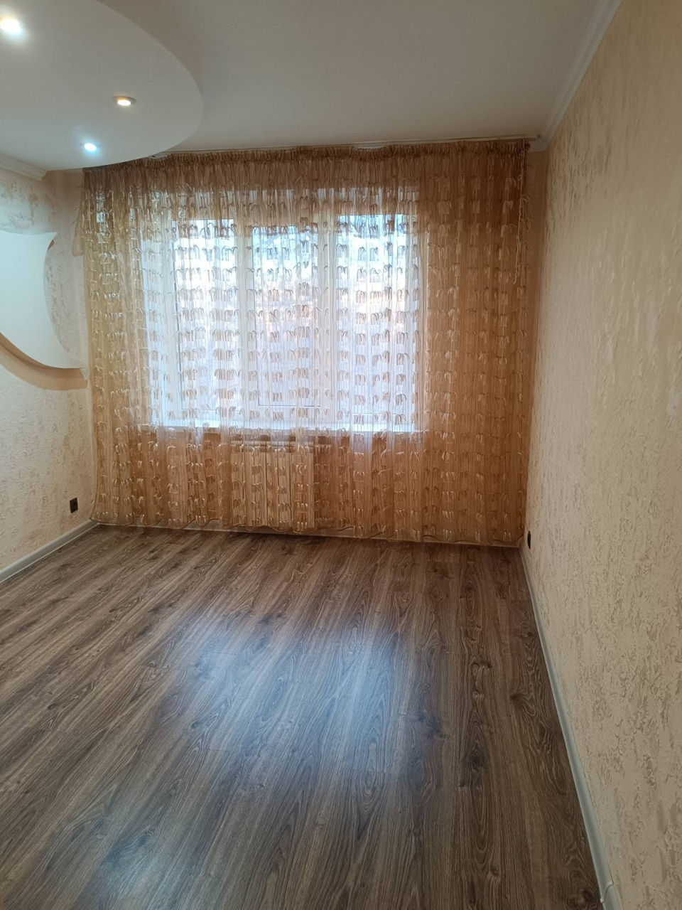 Apartament cu 2 camere,  Centru,  Dubăsari foto 1