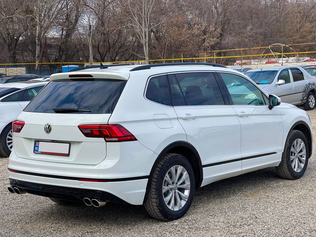 Volkswagen Tiguan foto 8