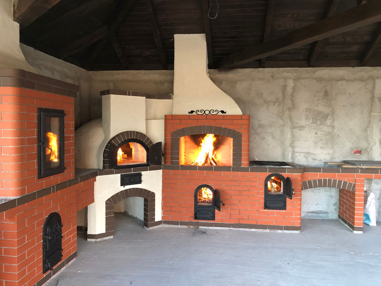 Construim din caramida: sobe, camine, complexe-barbeq, gratare de gradina. desing gratuit! фото 0
