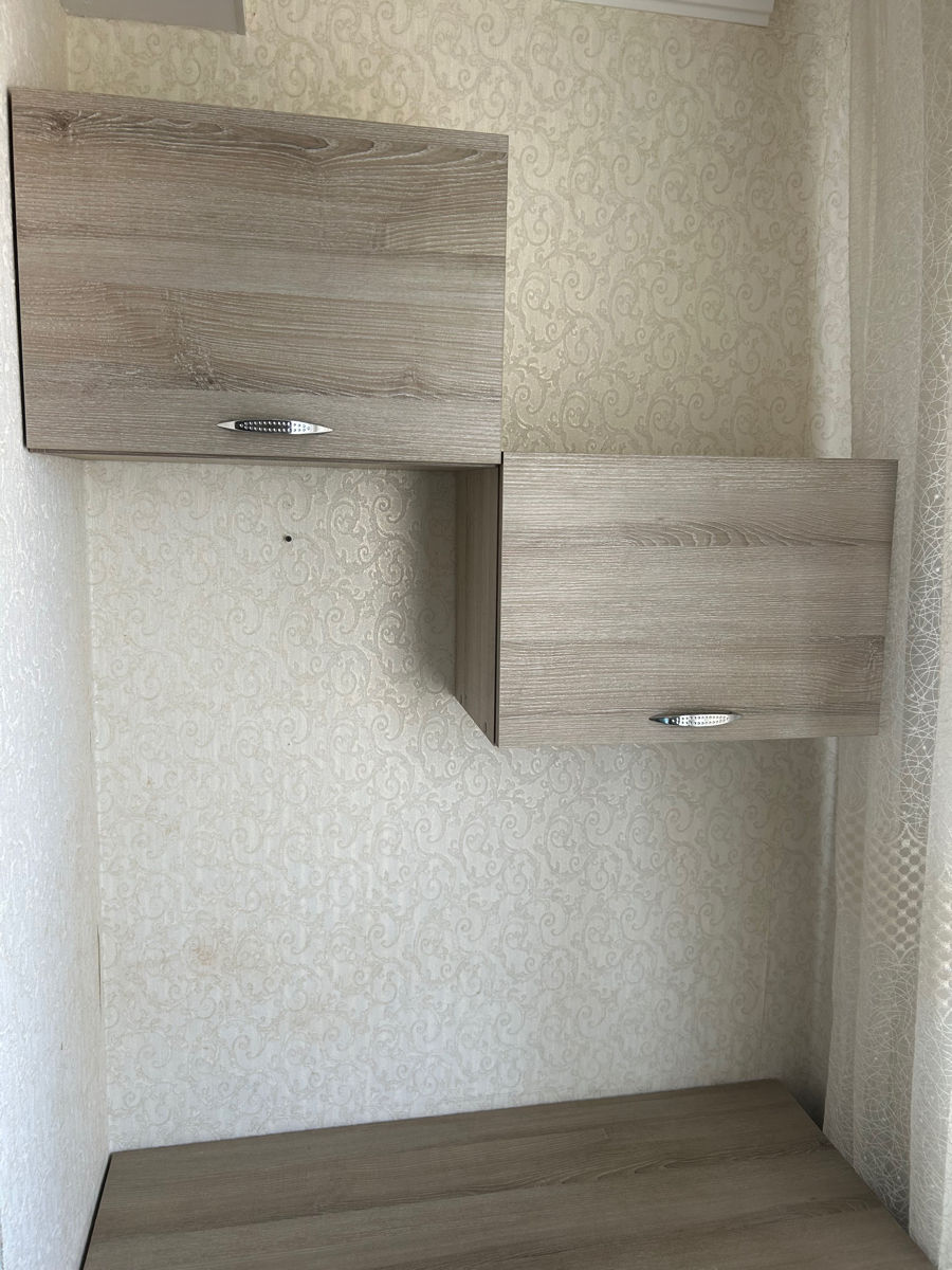 Set mobilier birou - 2 mese colț + 2 dulapuri de perete (dreapta și stanga) foto 4