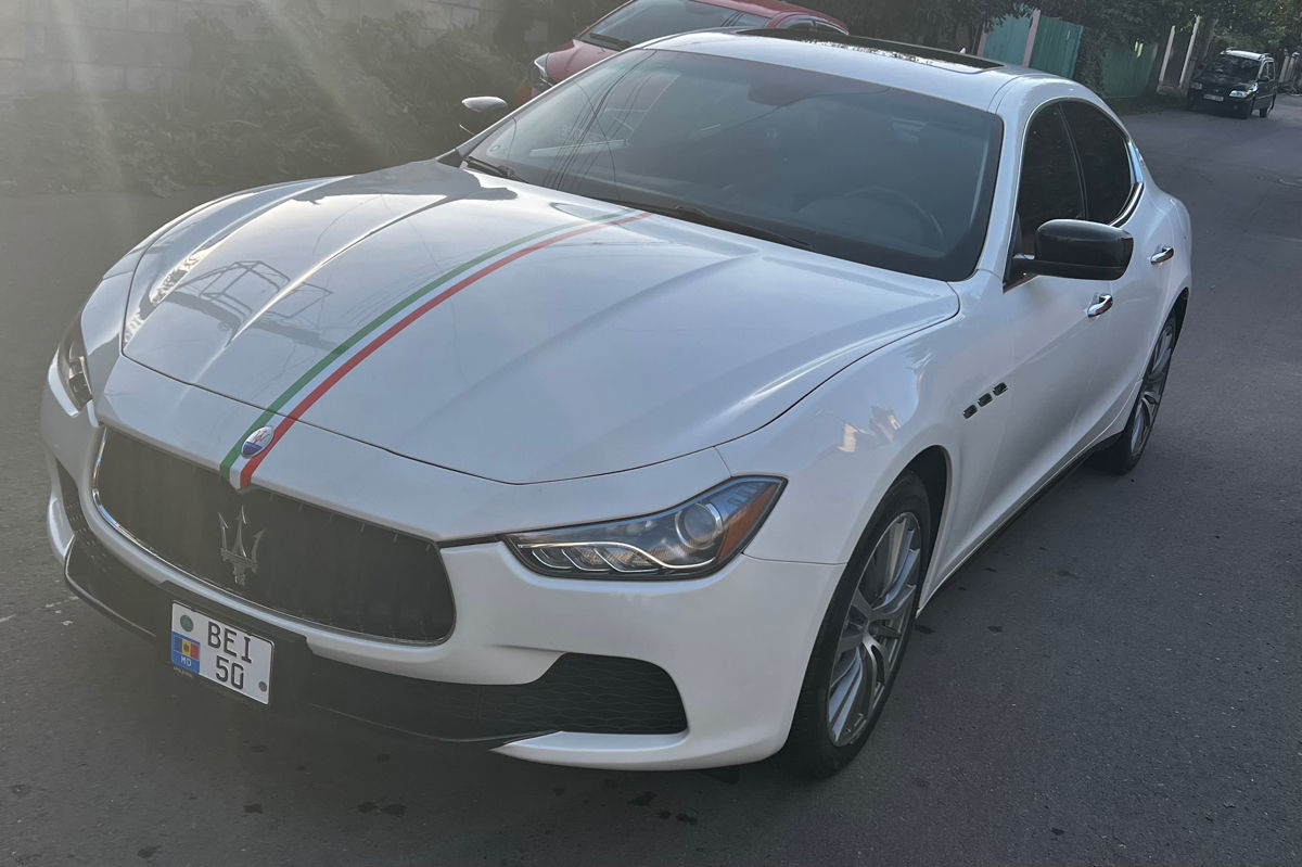 Maserati Ghibli foto 2