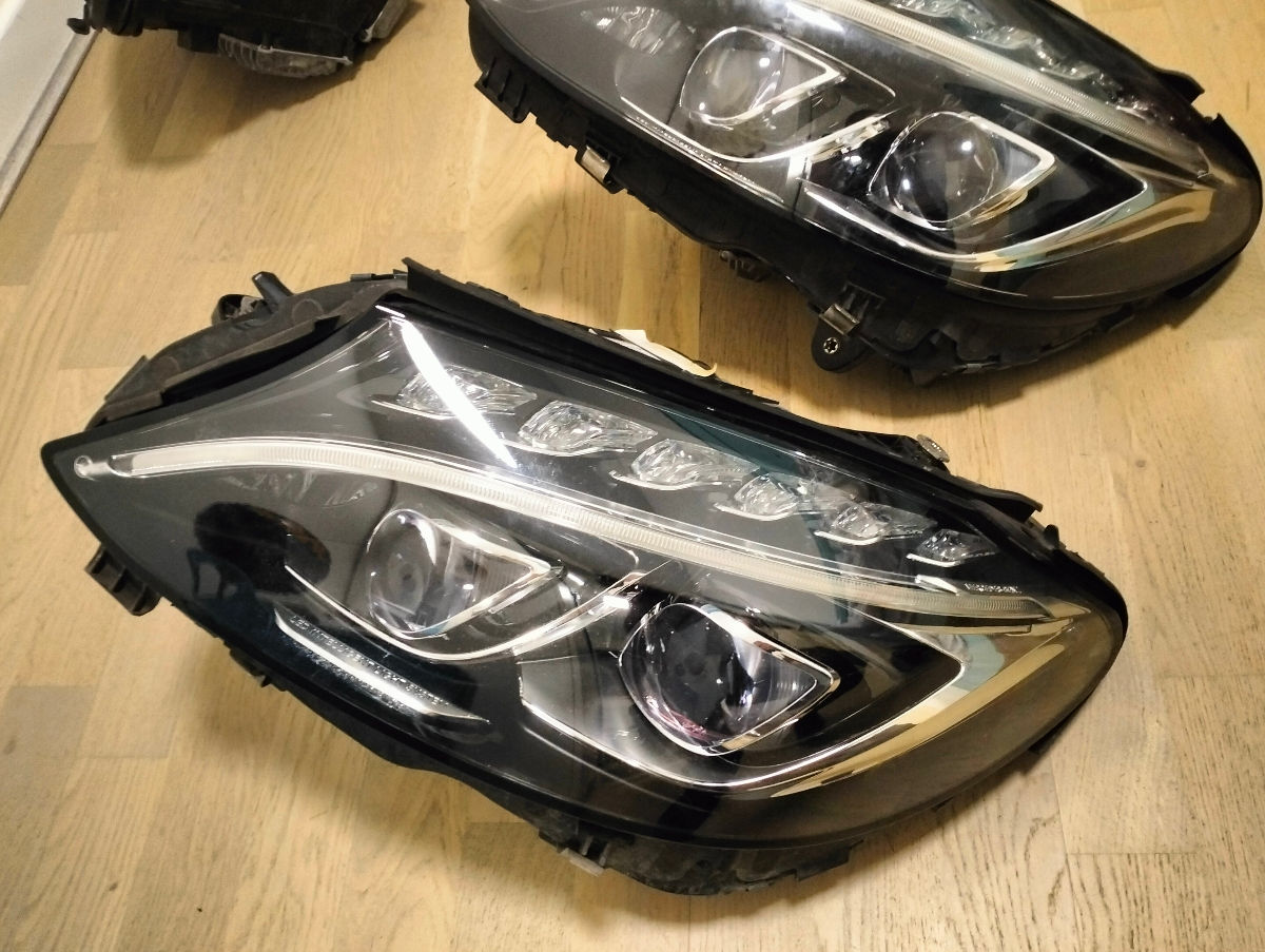 Mercedes c class w205 faruri led far xenon inteligent  foto 0