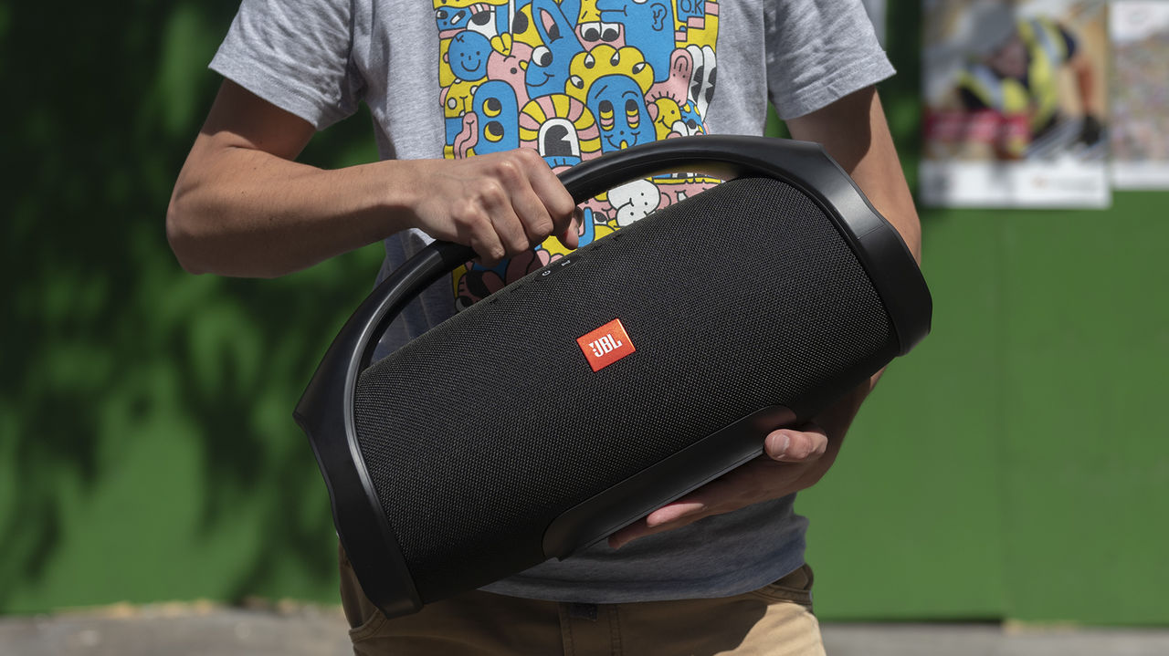 JBL by Harman/Kardon. Оригинальные колонки, наушники и саундбары JBL foto 3