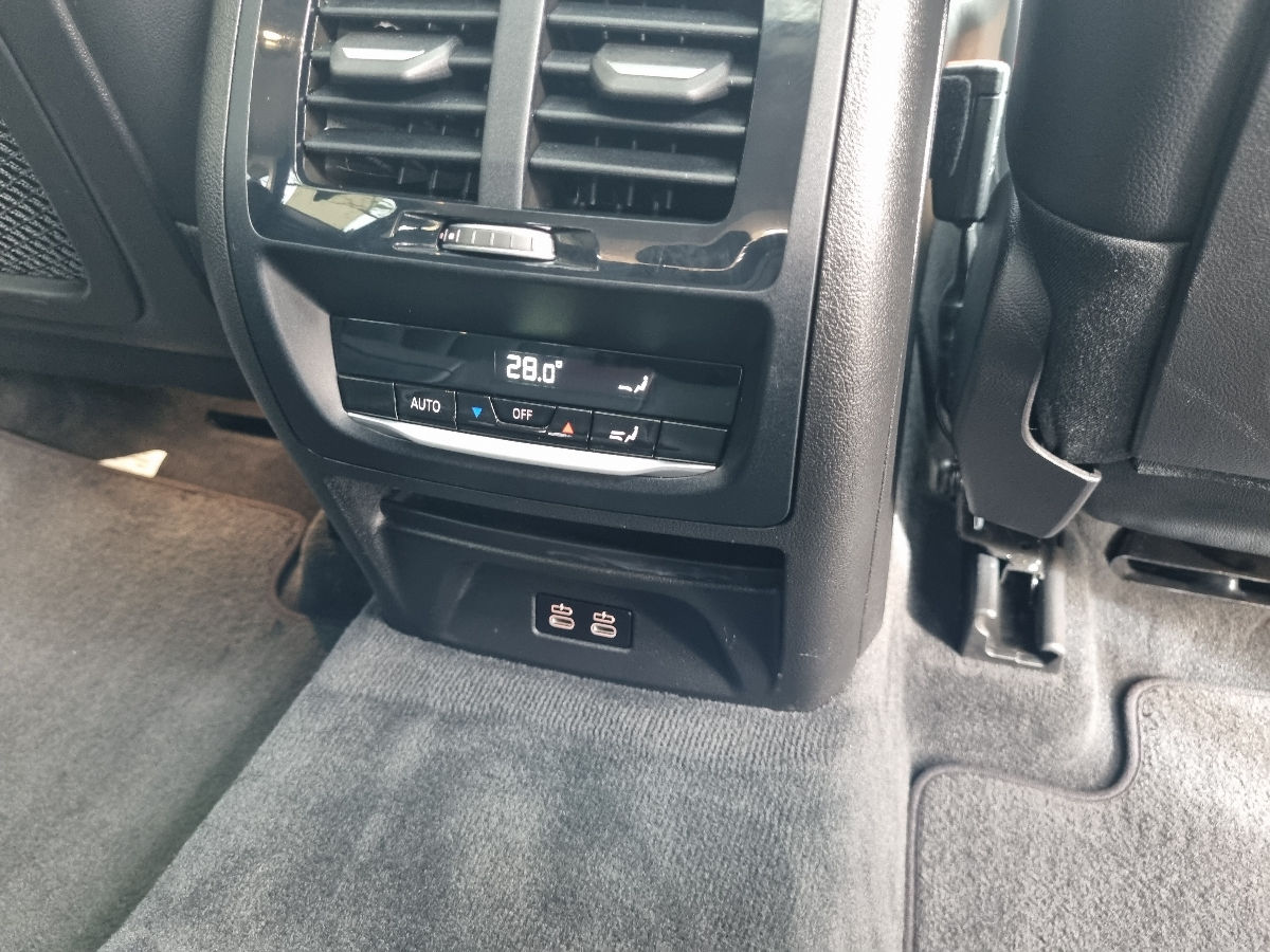 BMW X4 2022 photo 16