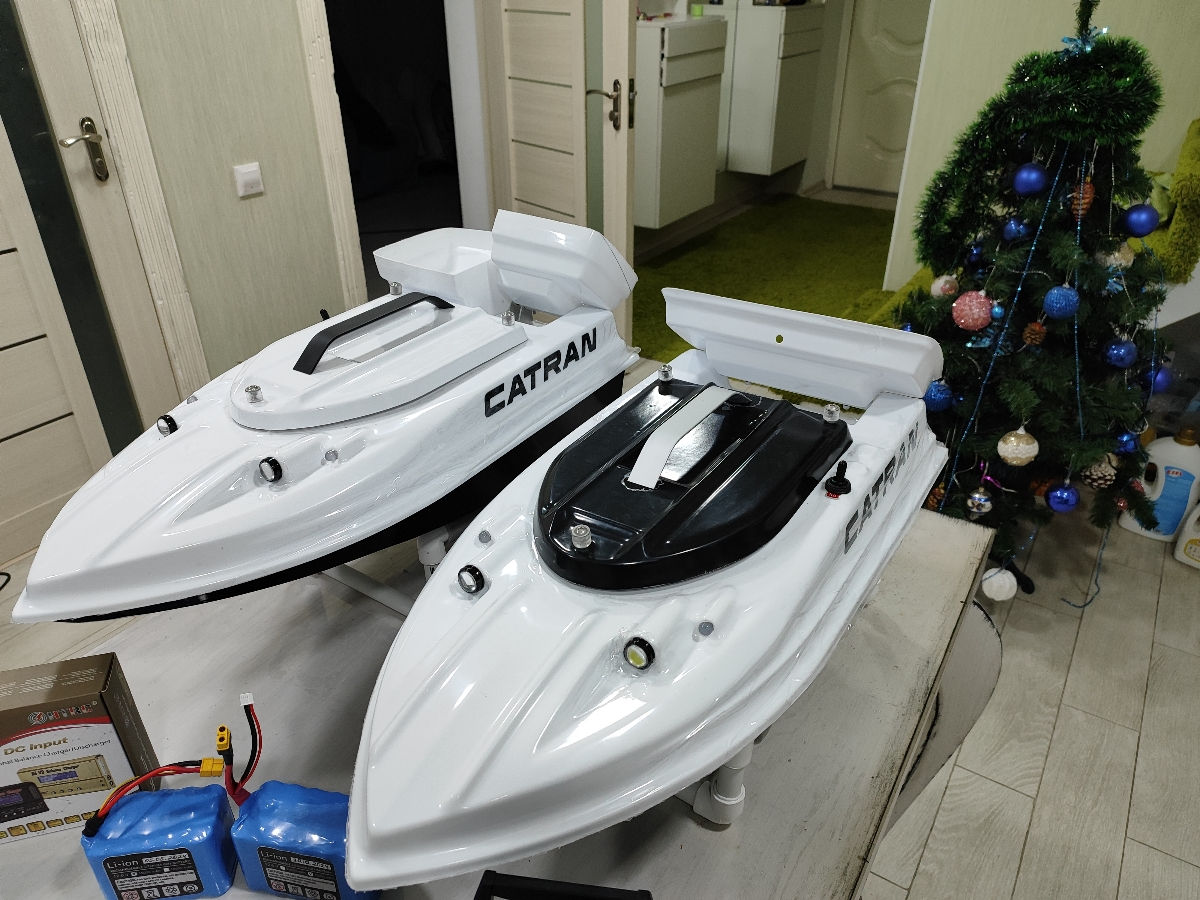 Corabie pentru nădit cu GPS ,TWIN foto 5