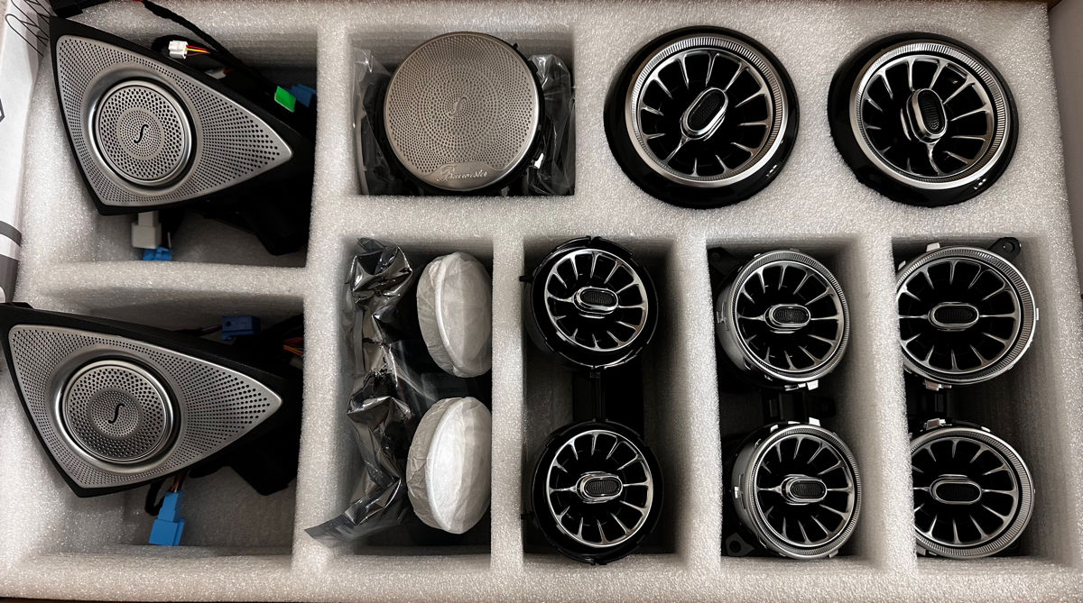 Set guri de ventilare/twitere mercedes фото 0