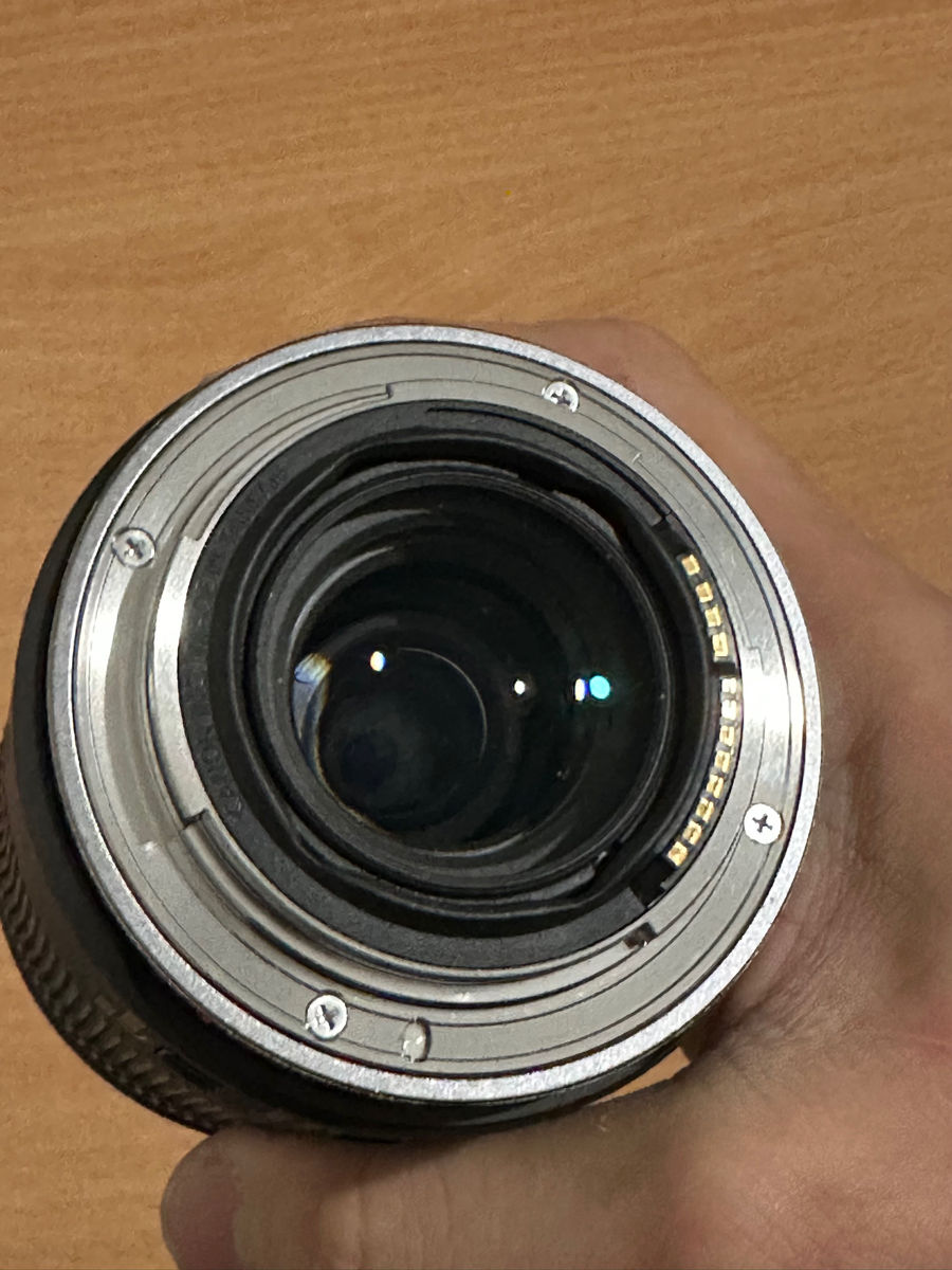 Canon RF 24-105mm f4-7.1 foto 2