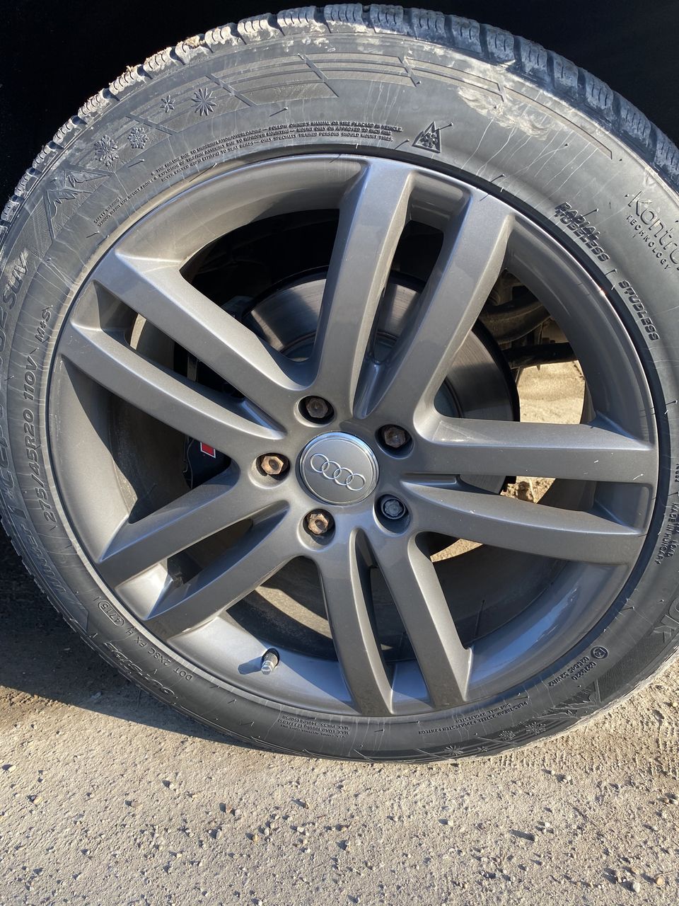 Audi q7 r20