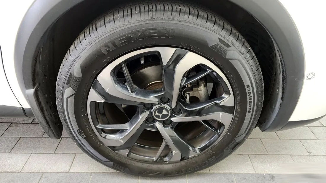 DS Automobiles DS 7 Crossback фото 4