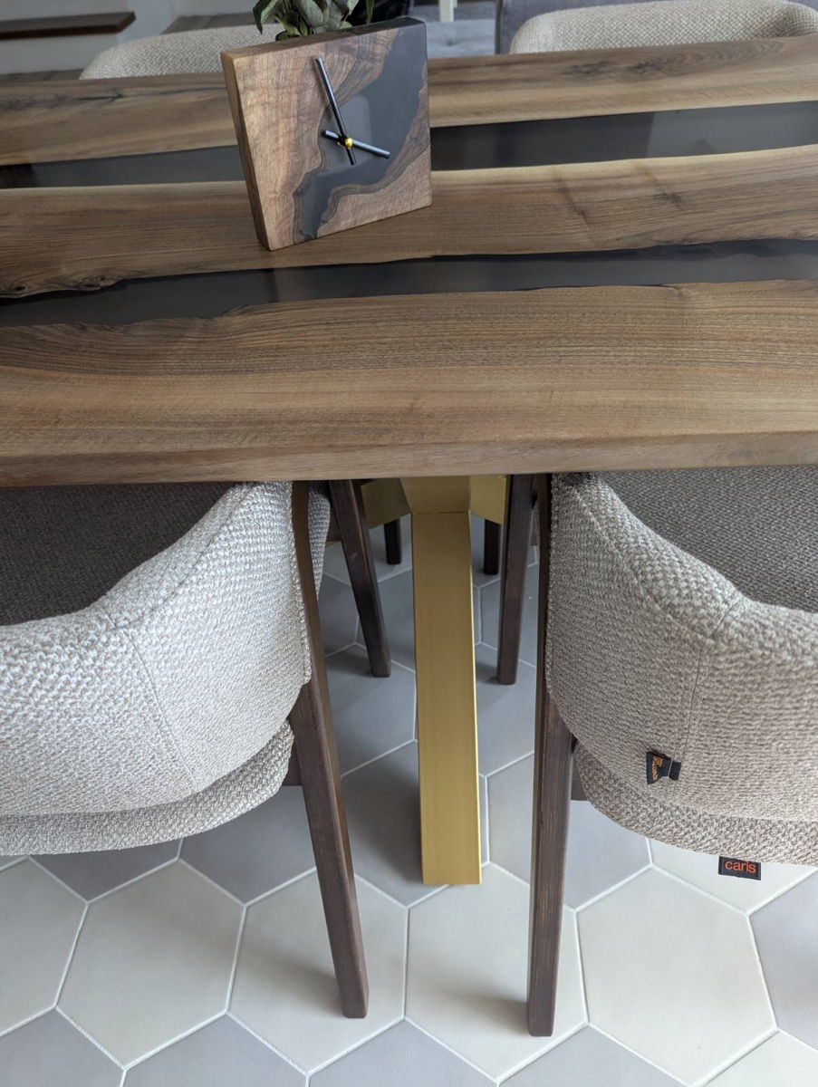 Mese din rășina epoxidică și lemn masiv  foto 3