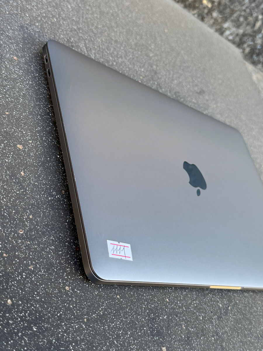 Apple MacBook Pro 13,3-inch A1708, , i5, 8Гб/128Гб   foto 1