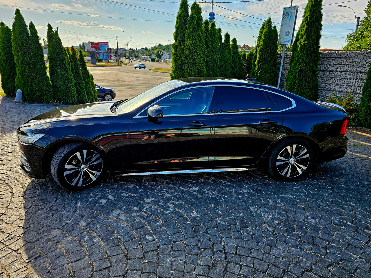 Volvo S90 foto 4