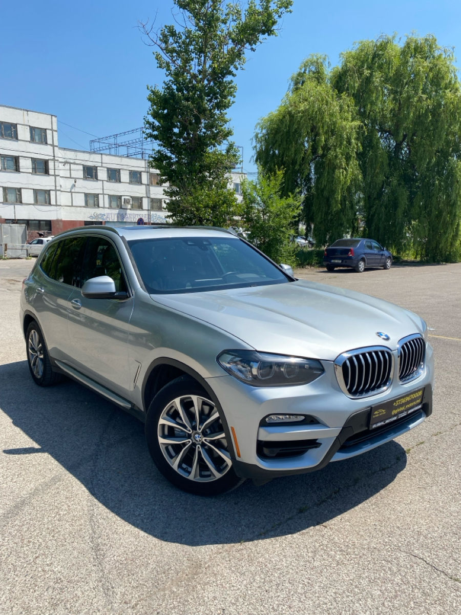 BMW X3 foto 2