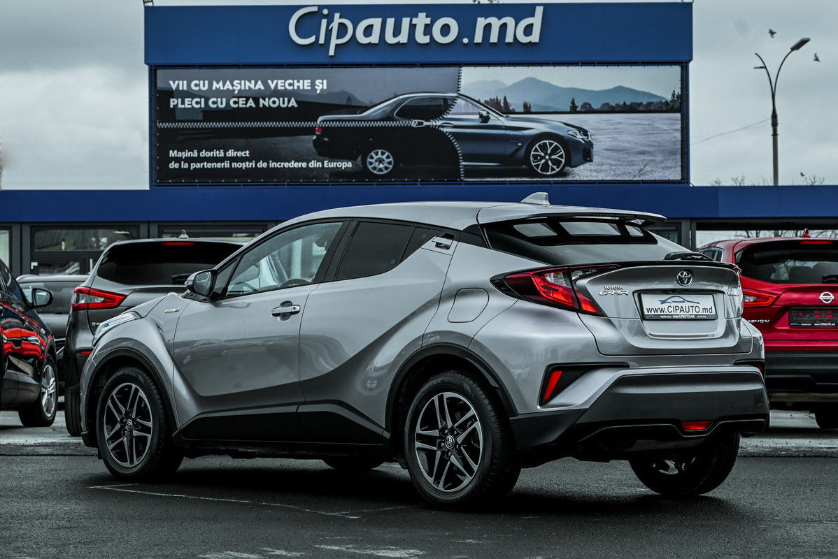 Toyota C-HR foto 4