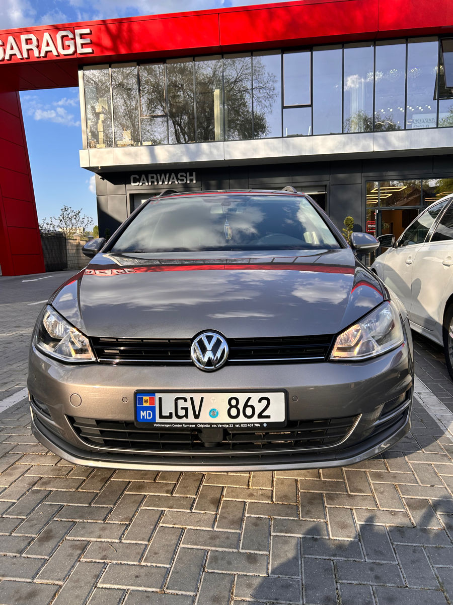Volkswagen Golf foto 0