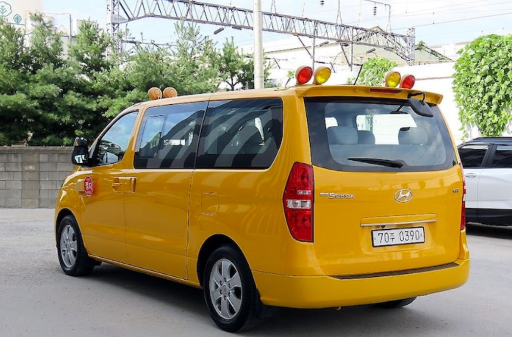 Hyundai Grand Starex foto 1