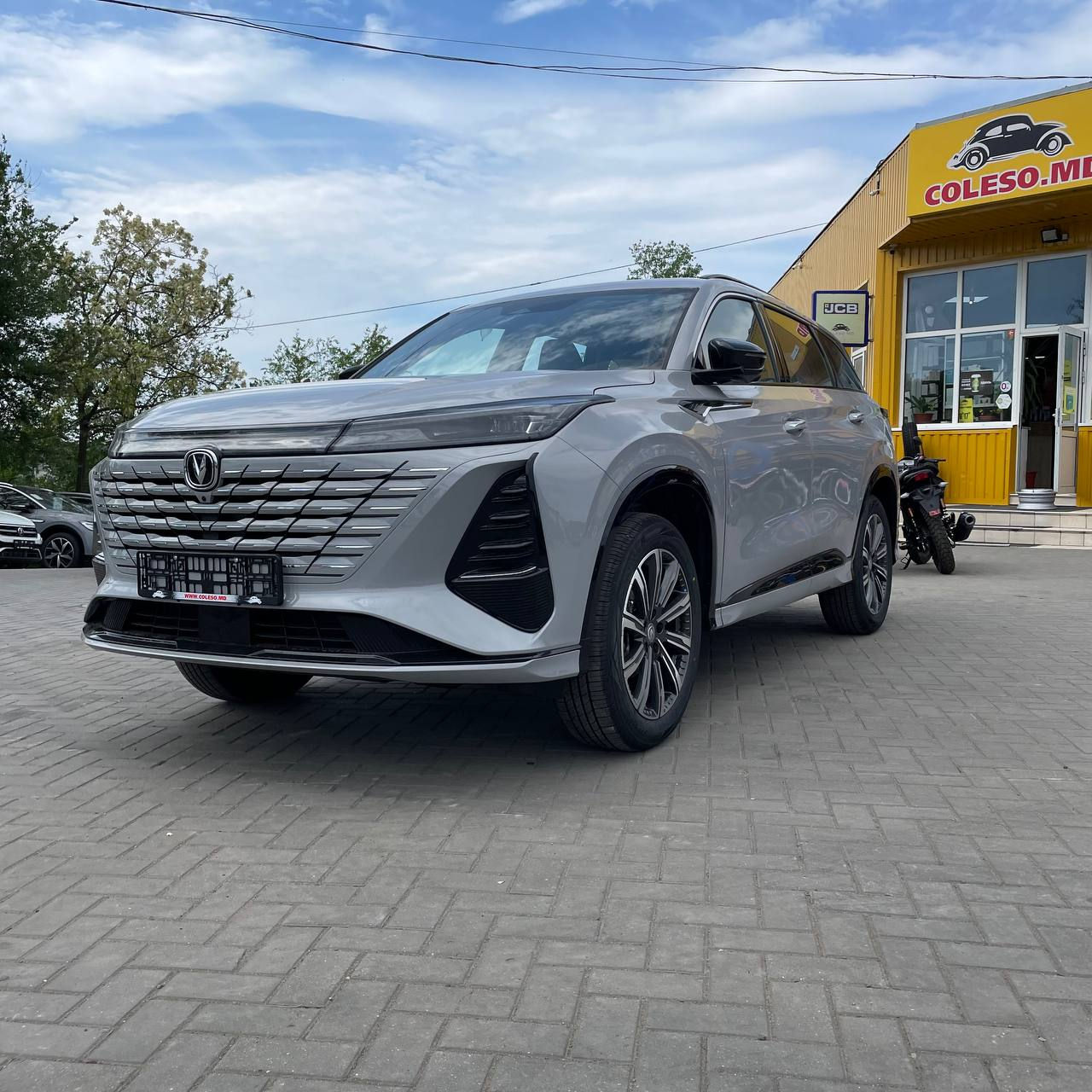 Changan CS75 фото 1
