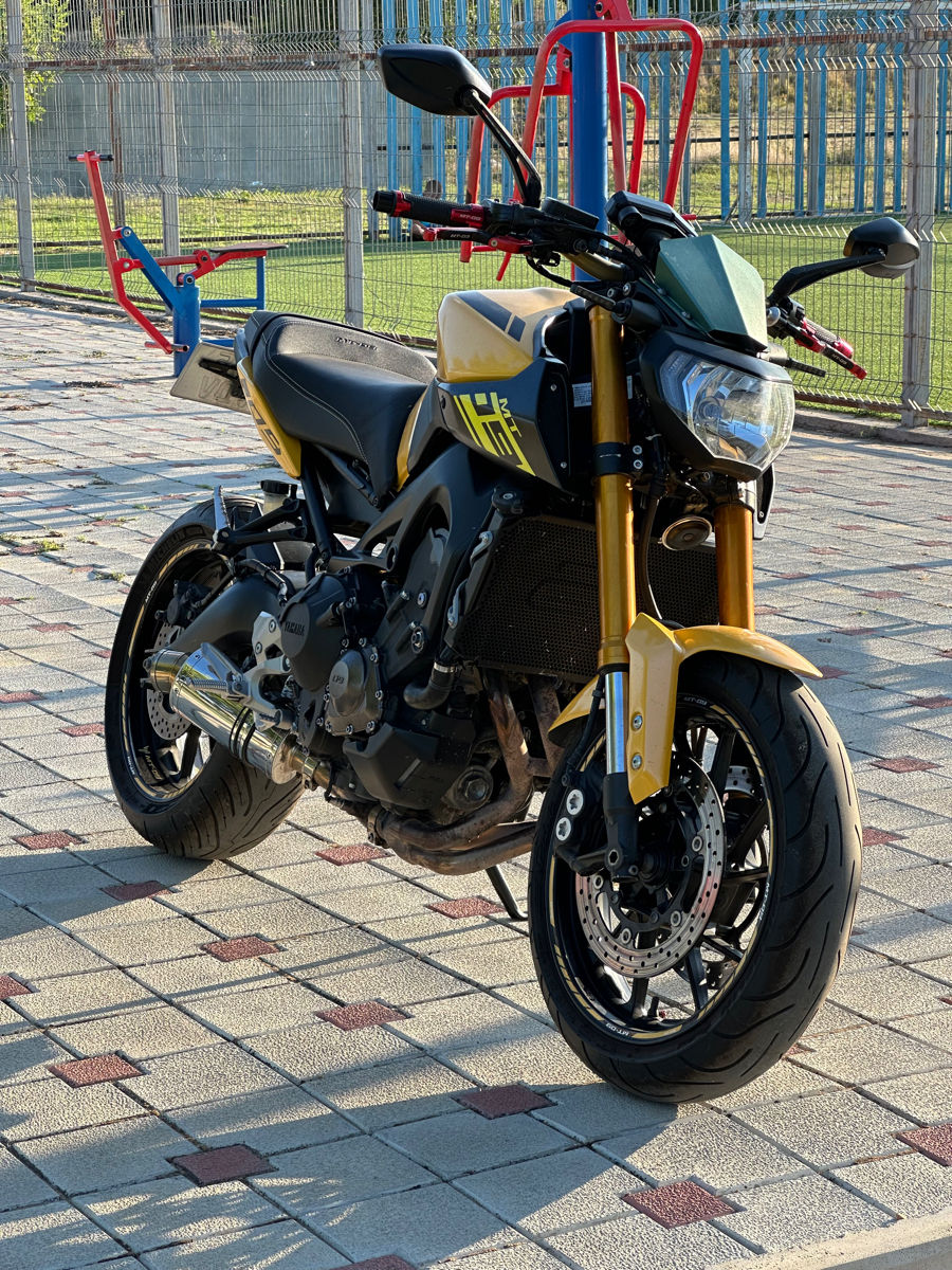 Yamaha МТ-09 foto 0