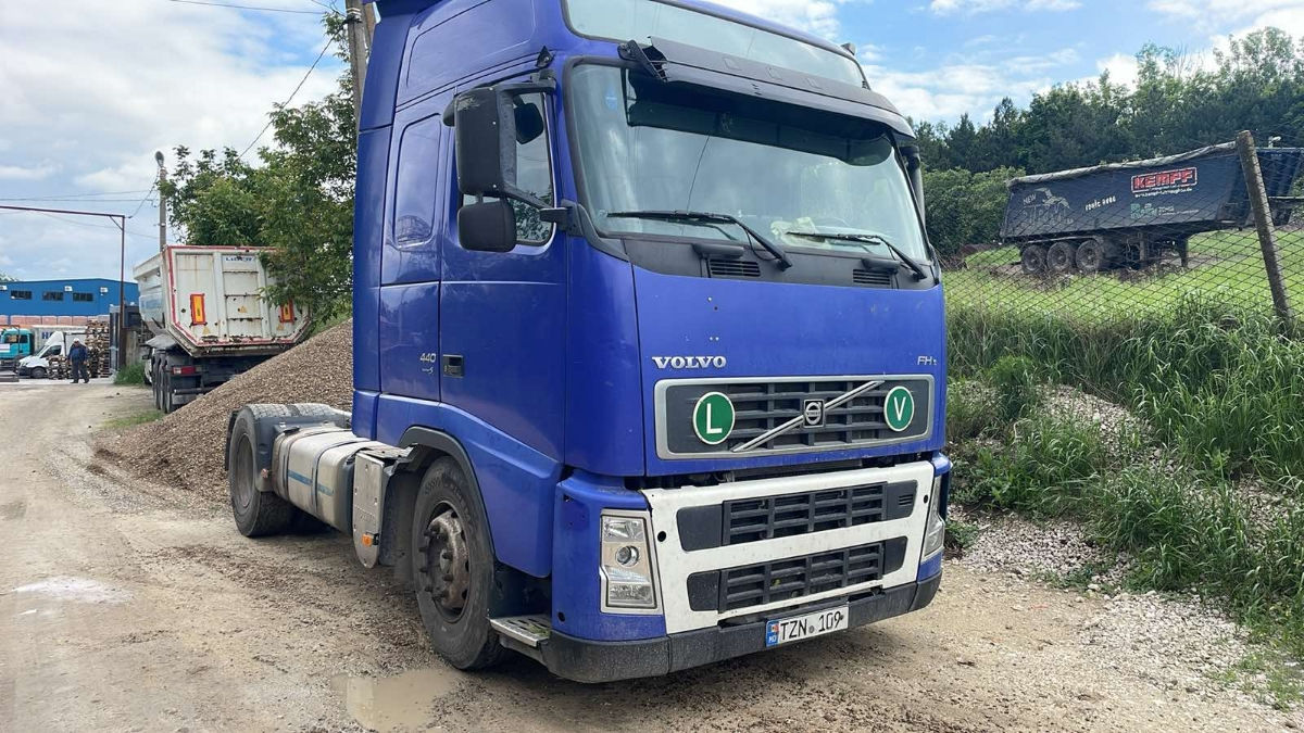 Volvo foto 0