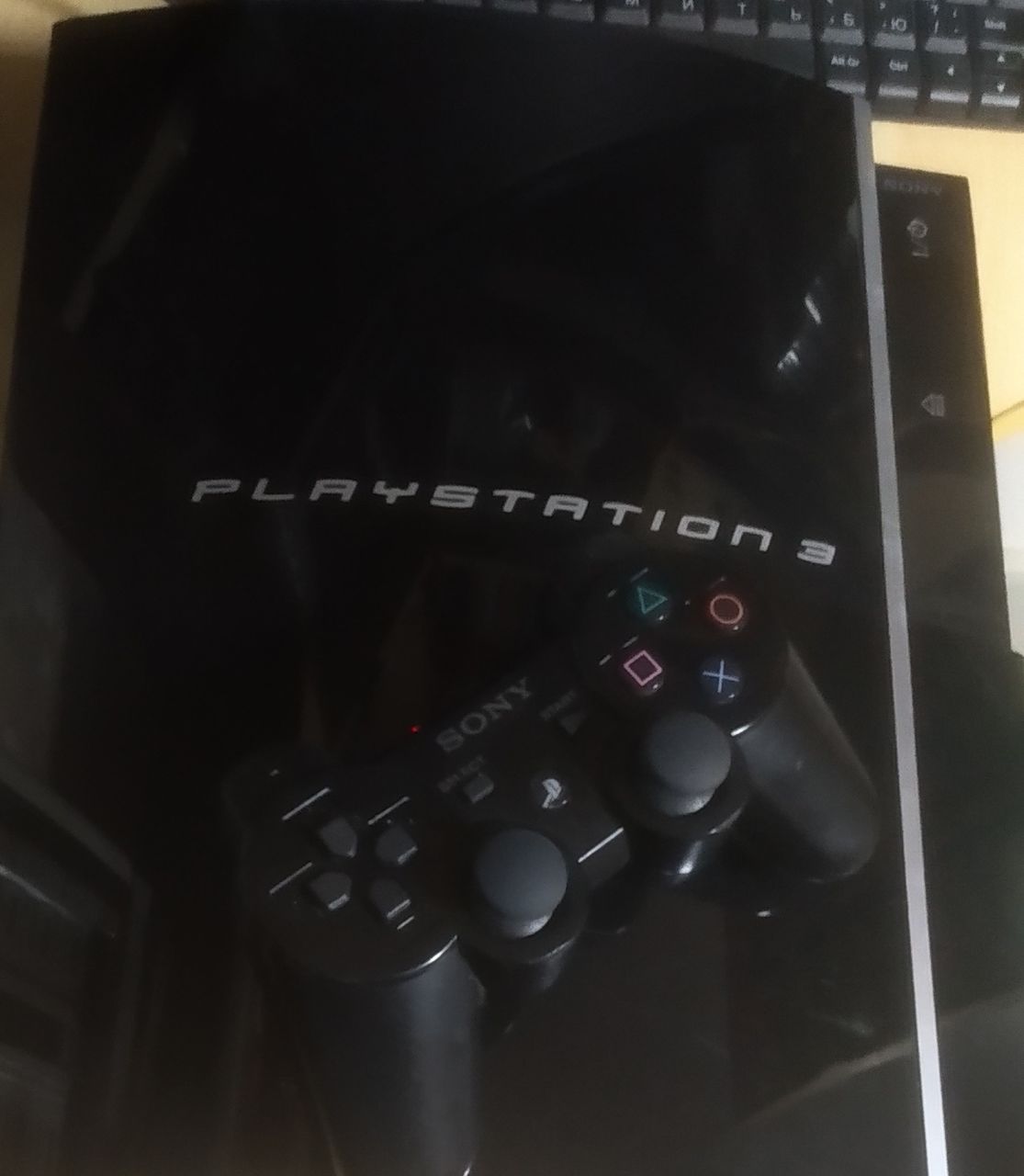 Продам Playstation 3 80 гб + прошивка HEN + игры