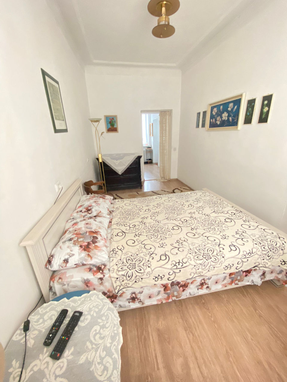 Apartament cu 2 camere, 55 m², Centru, Chișinău foto 0