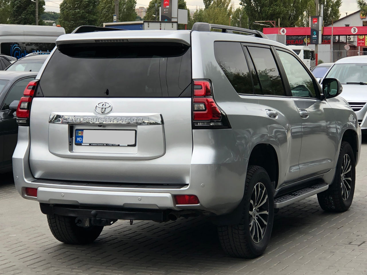 Toyota Land Cruiser Prado foto 3