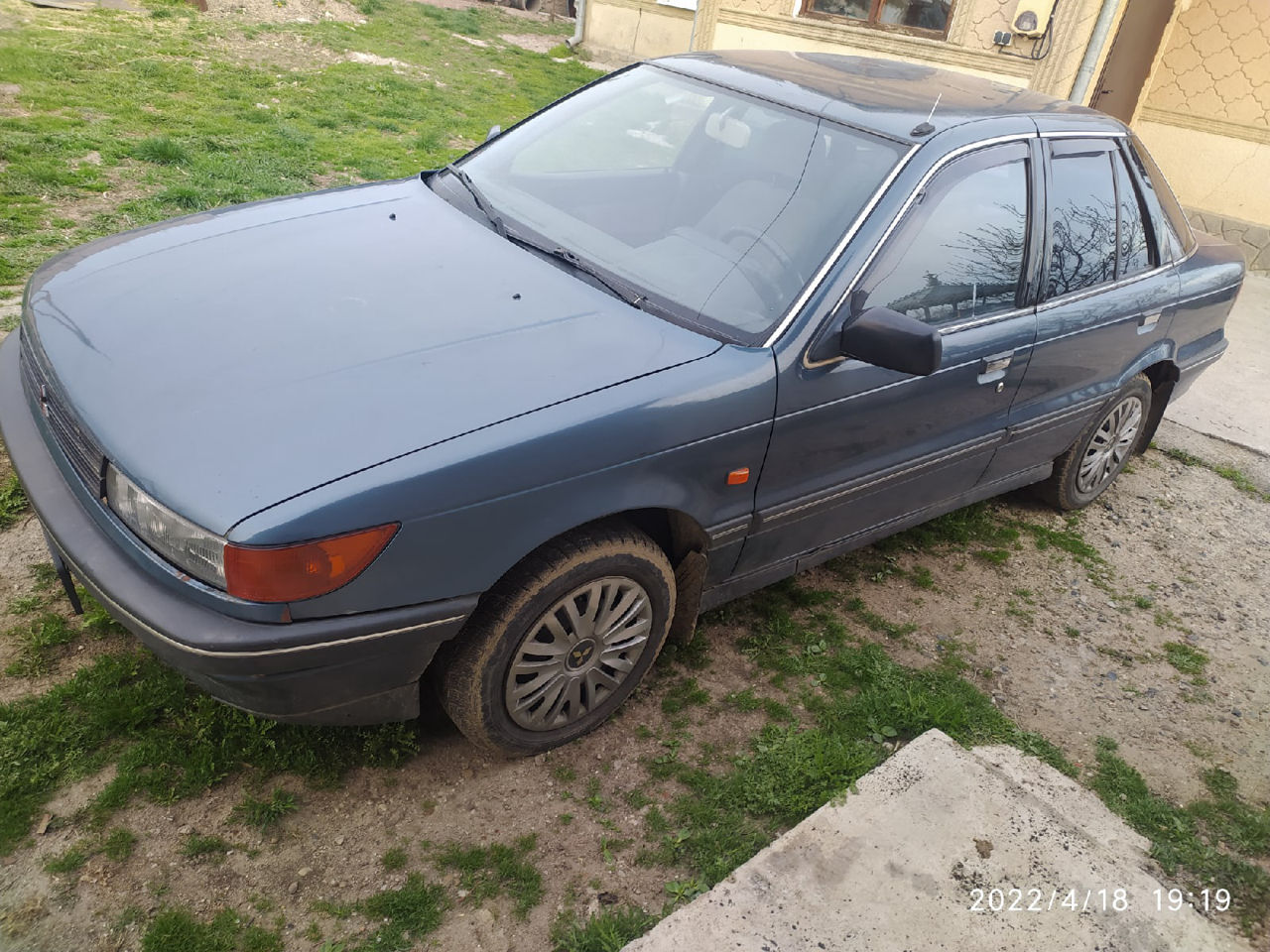 Запчасти Mitsubishi Lancer lV фото 4