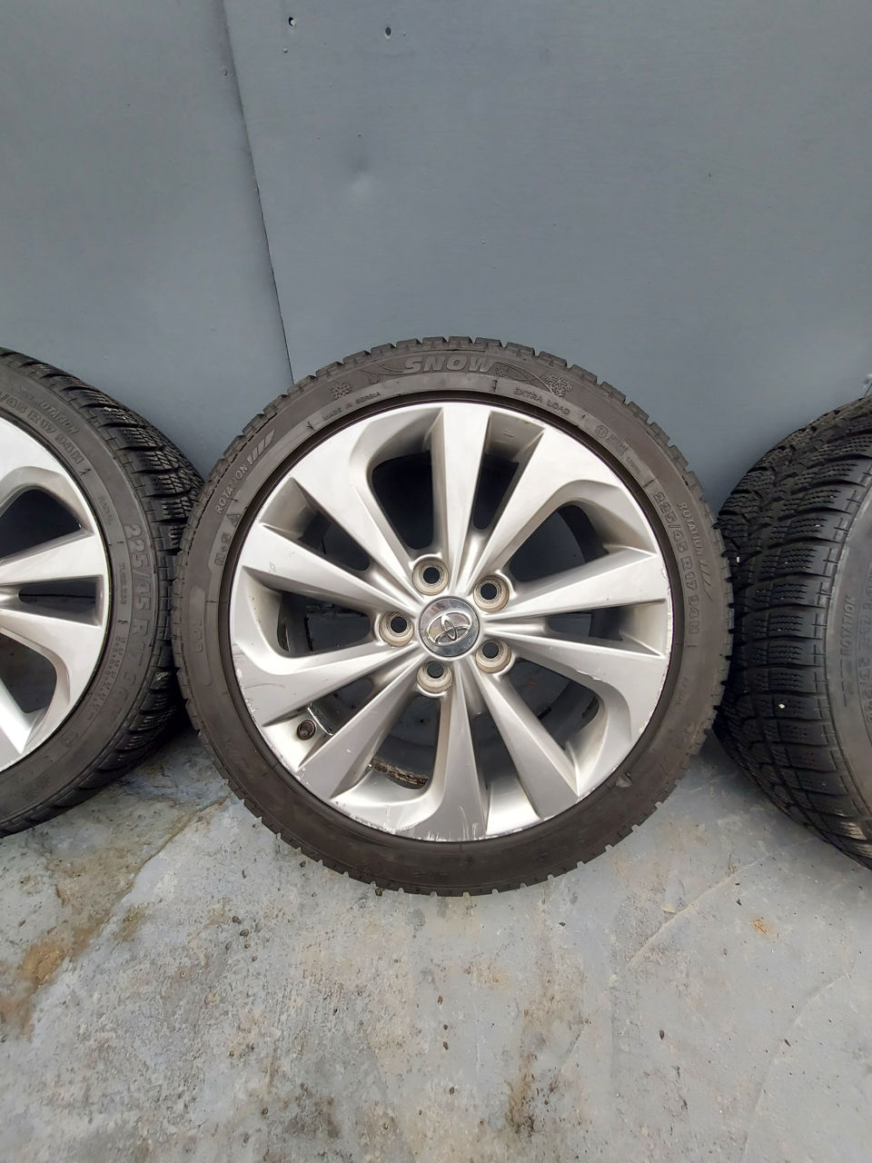 R17 Toyota Auris Originale