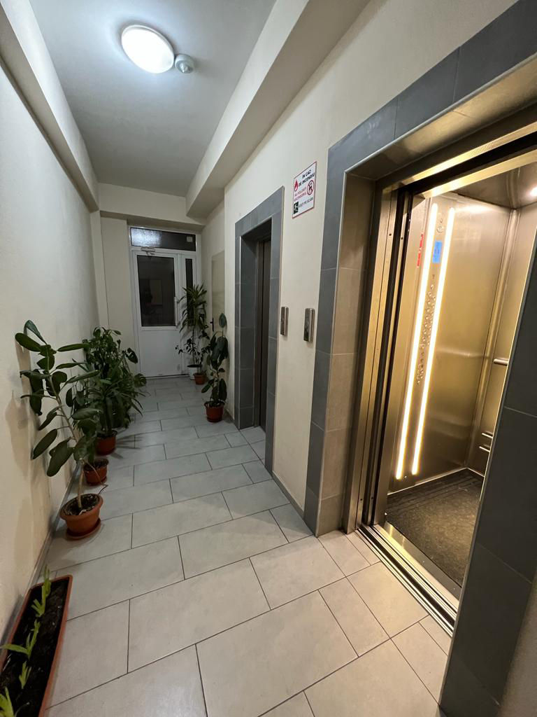 Apartament cu 2 camere, 55 m², Botanica, Chișinău foto 5