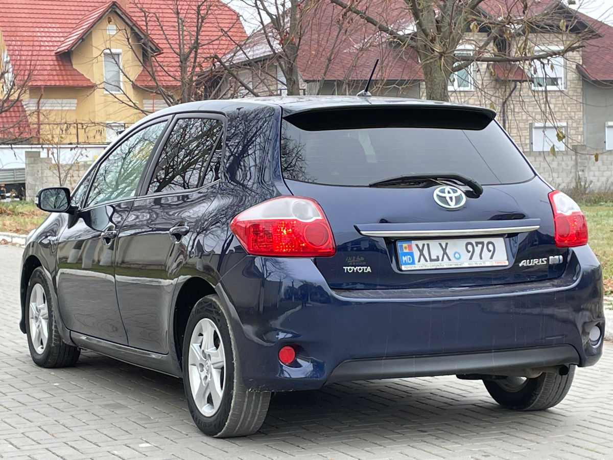 Toyota Auris foto 3