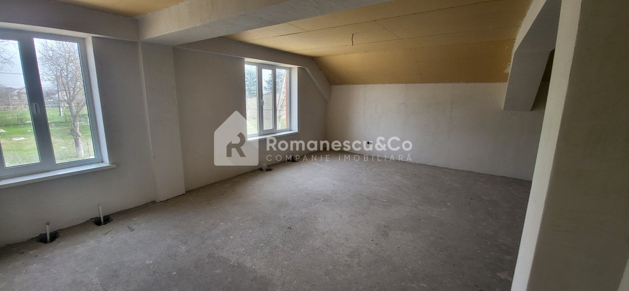 Vanzare casa în satul Bălăbănești, 128 mp+ 17 ari. foto 5