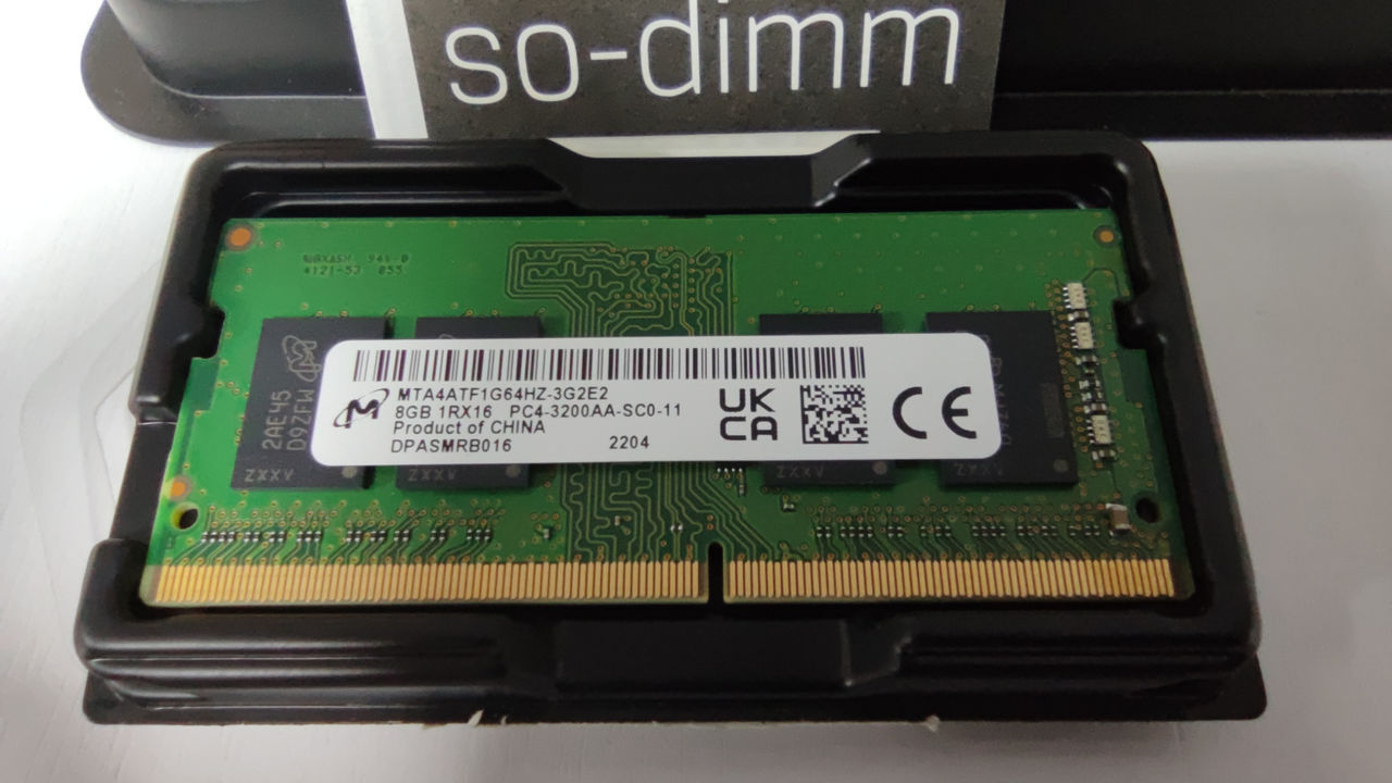 Micron 8Gb DDR4 3200 SoDimm Kingston фото 0