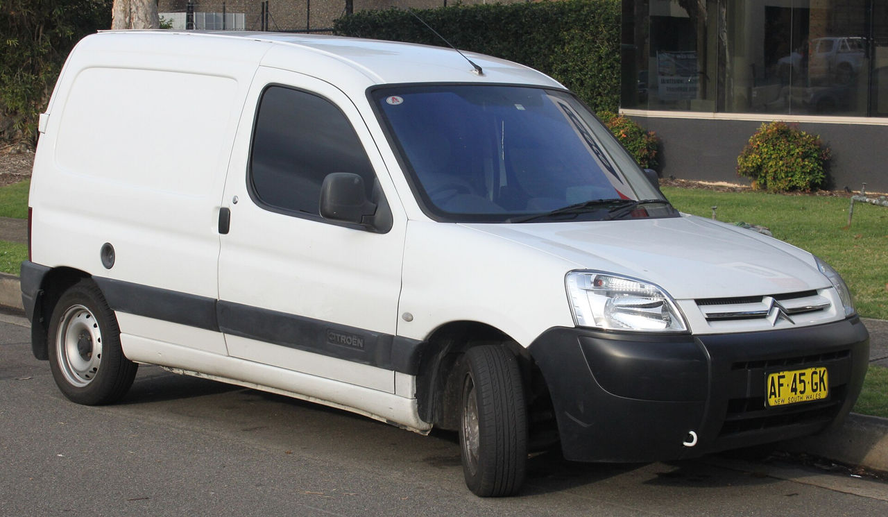 Piese Auto Citroen Berlingo, radiator, capota, bamper, faruri, aripa, oglinzi, caroserie, suspensie фото 0