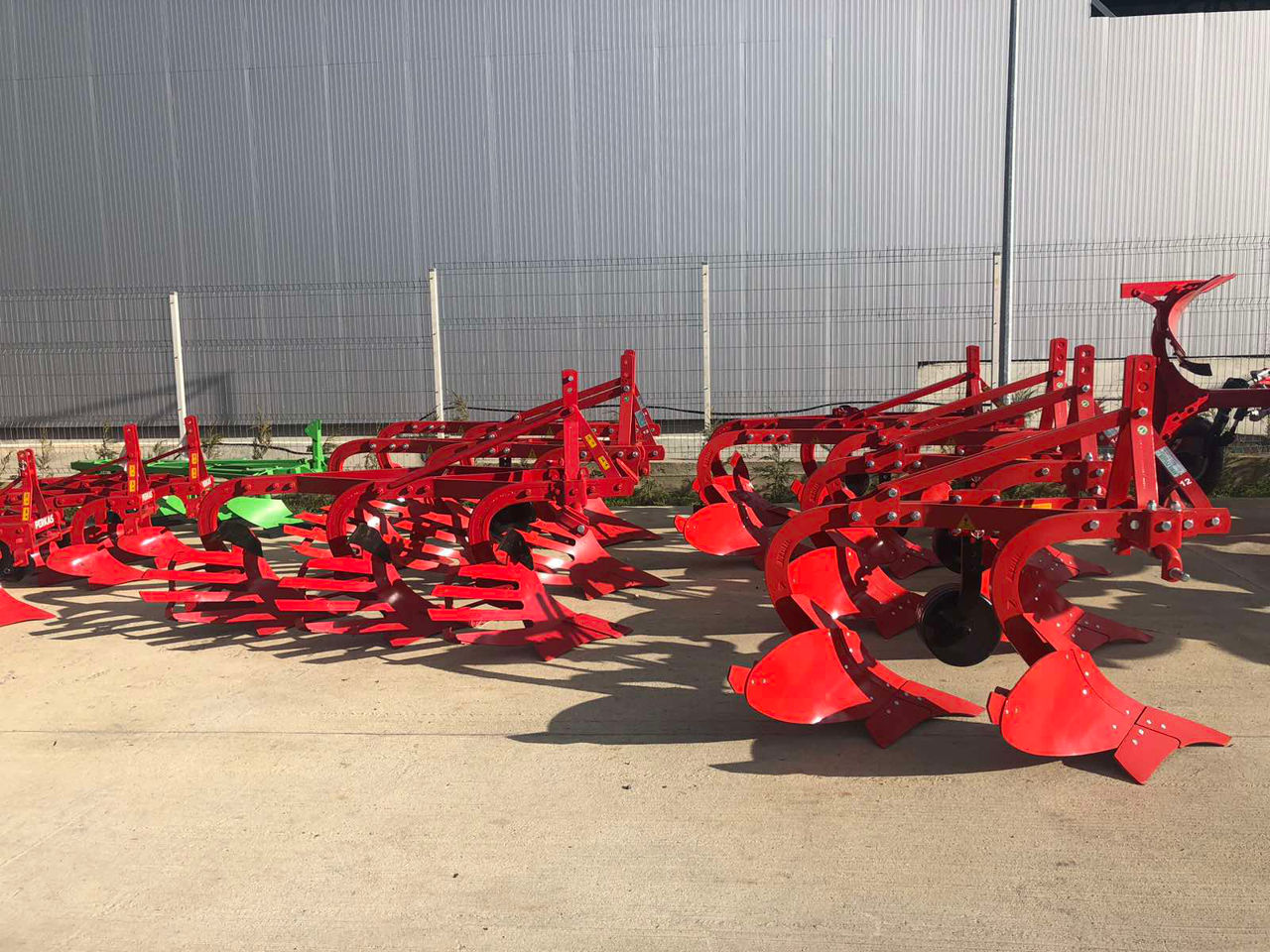 Pluguri Rotative Pluguri Turcesti Ayden - 2x25, 2x30, 2x35, 3x30, 3x35