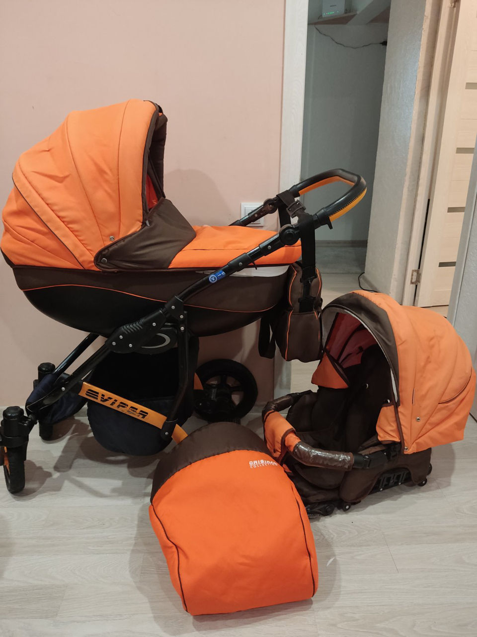 Продам коляску