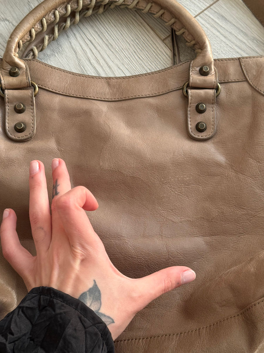 Balenciaga City Vintage Beige Leather Bag foto 4