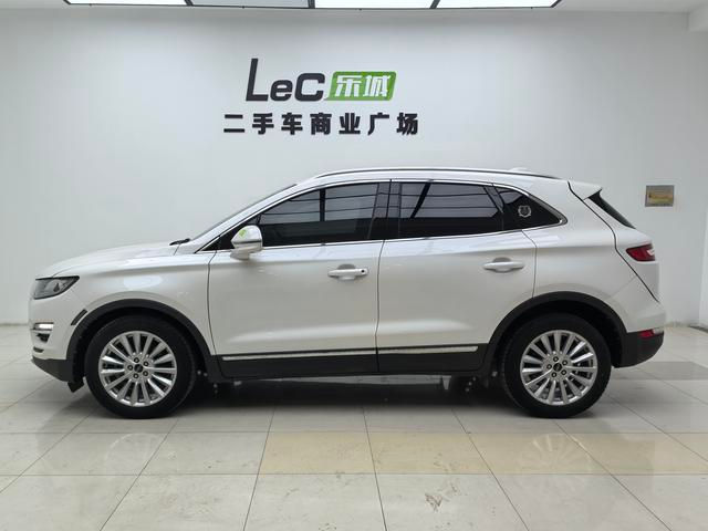 Lincoln MKC фото 8