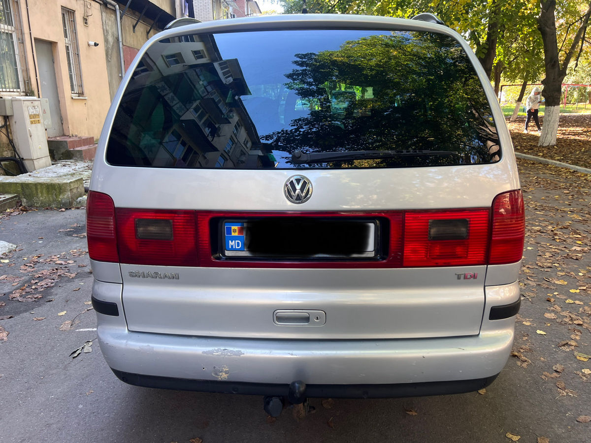 Volkswagen Sharan foto 1