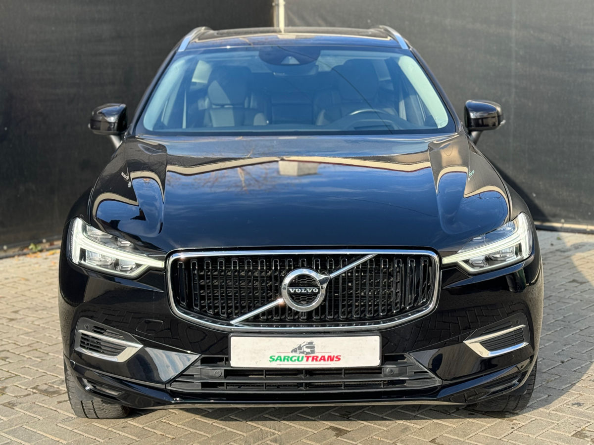 Volvo XC60 foto 1