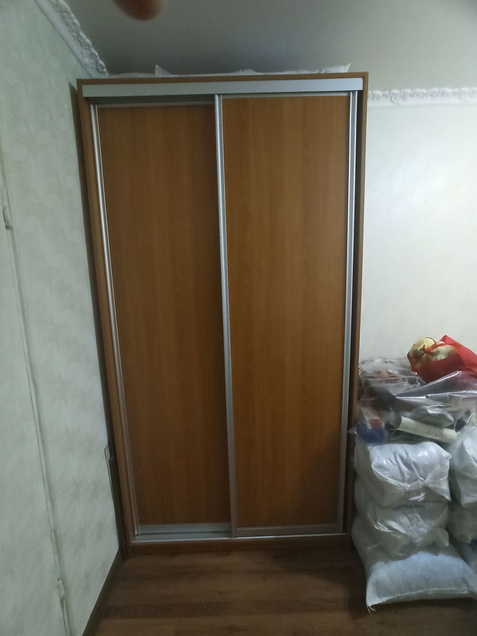 Продам шкаф купе