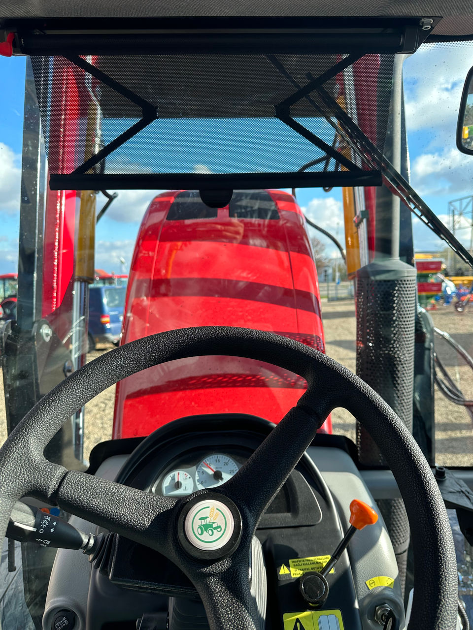 Tractor ArmaTrac 854 Lux 85 c.p. foto 3