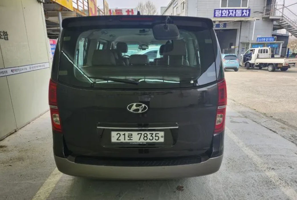 Hyundai Grand Starex фото 1