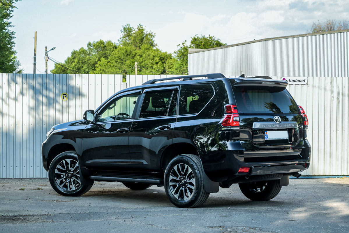 Toyota Land Cruiser Prado фото 3