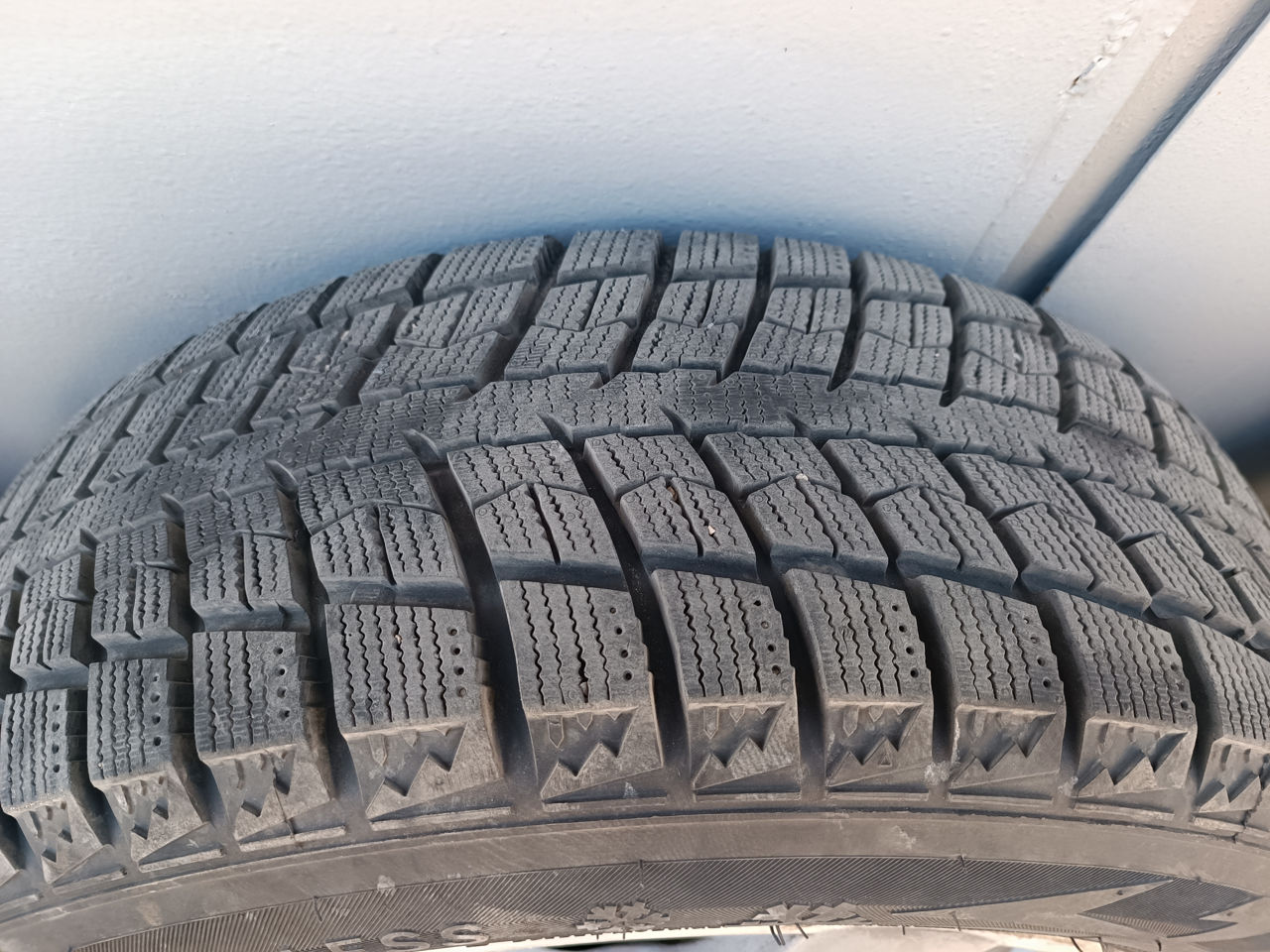 Jante cu anvelope 5x114.3 205/60R16 foto 4