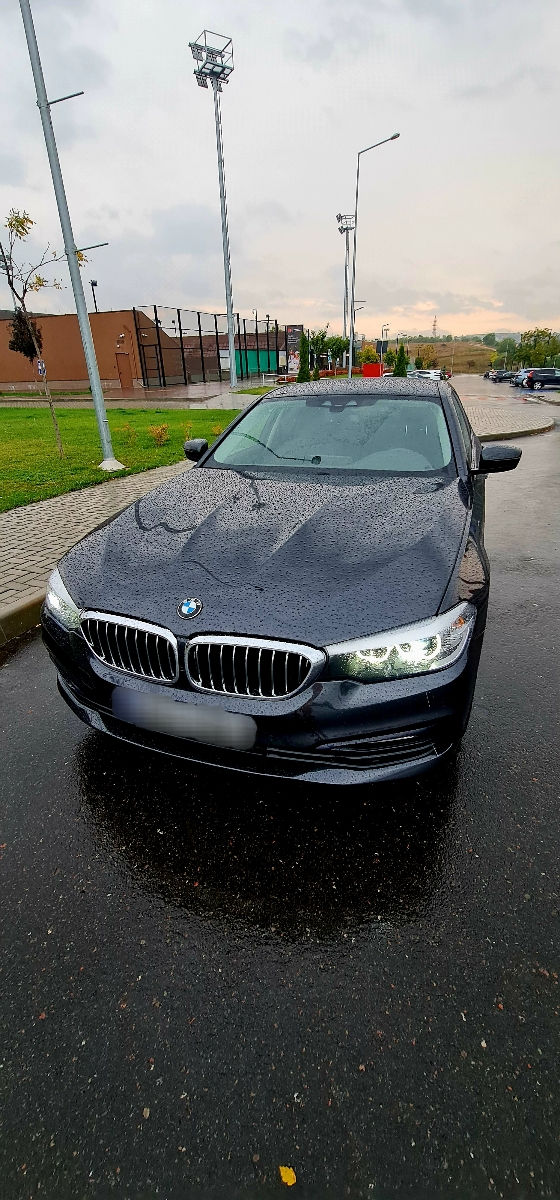 BMW 5 Series foto 1