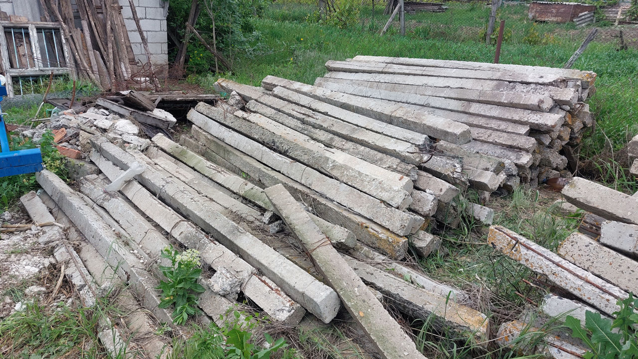 Stâlpi din beton armat foto 0