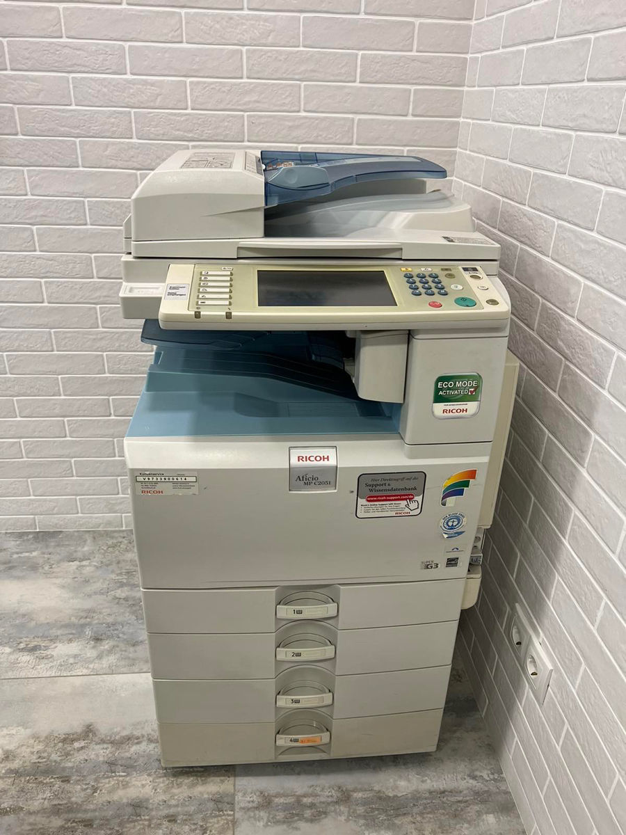 Copiator Laser Color A3 Ricoh Aficio MP C2051/формата А3лазерный копир ...