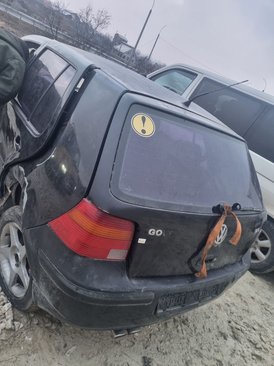 Volkswagen Golf 4 foto 4