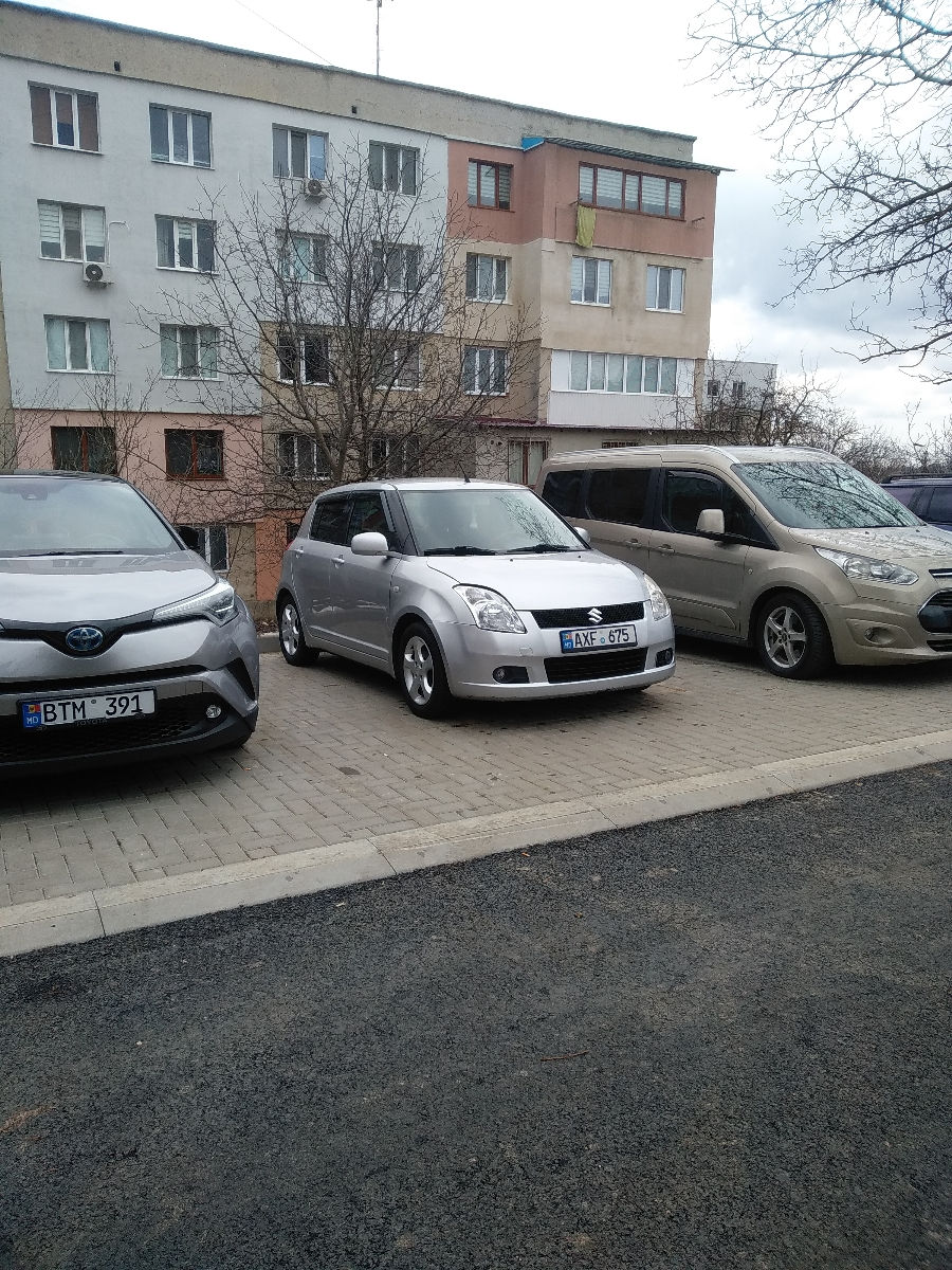 Suzuki Swift foto 4